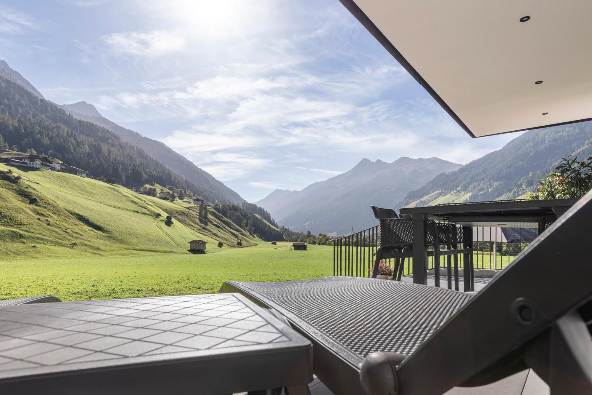 Bergmadl Apartments Neustift im Stubaital Eksteriør bilde
