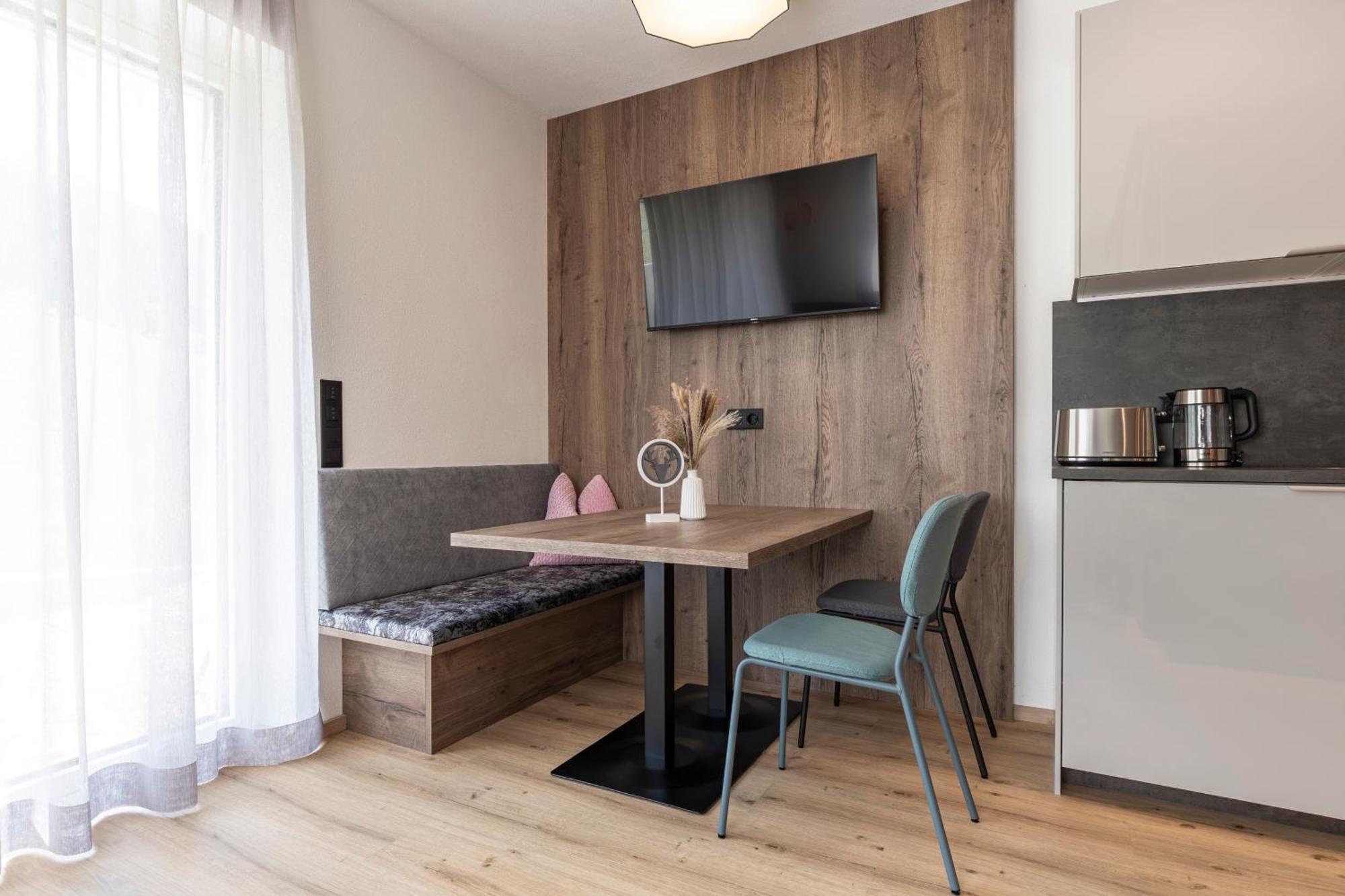 Bergmadl Apartments Neustift im Stubaital Eksteriør bilde