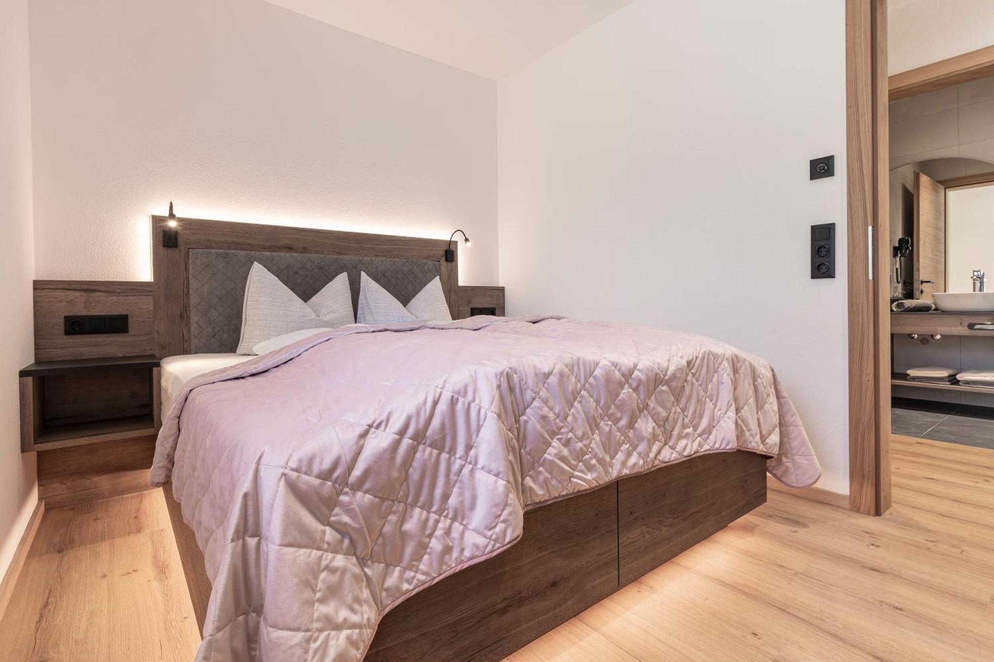 Bergmadl Apartments Neustift im Stubaital Eksteriør bilde