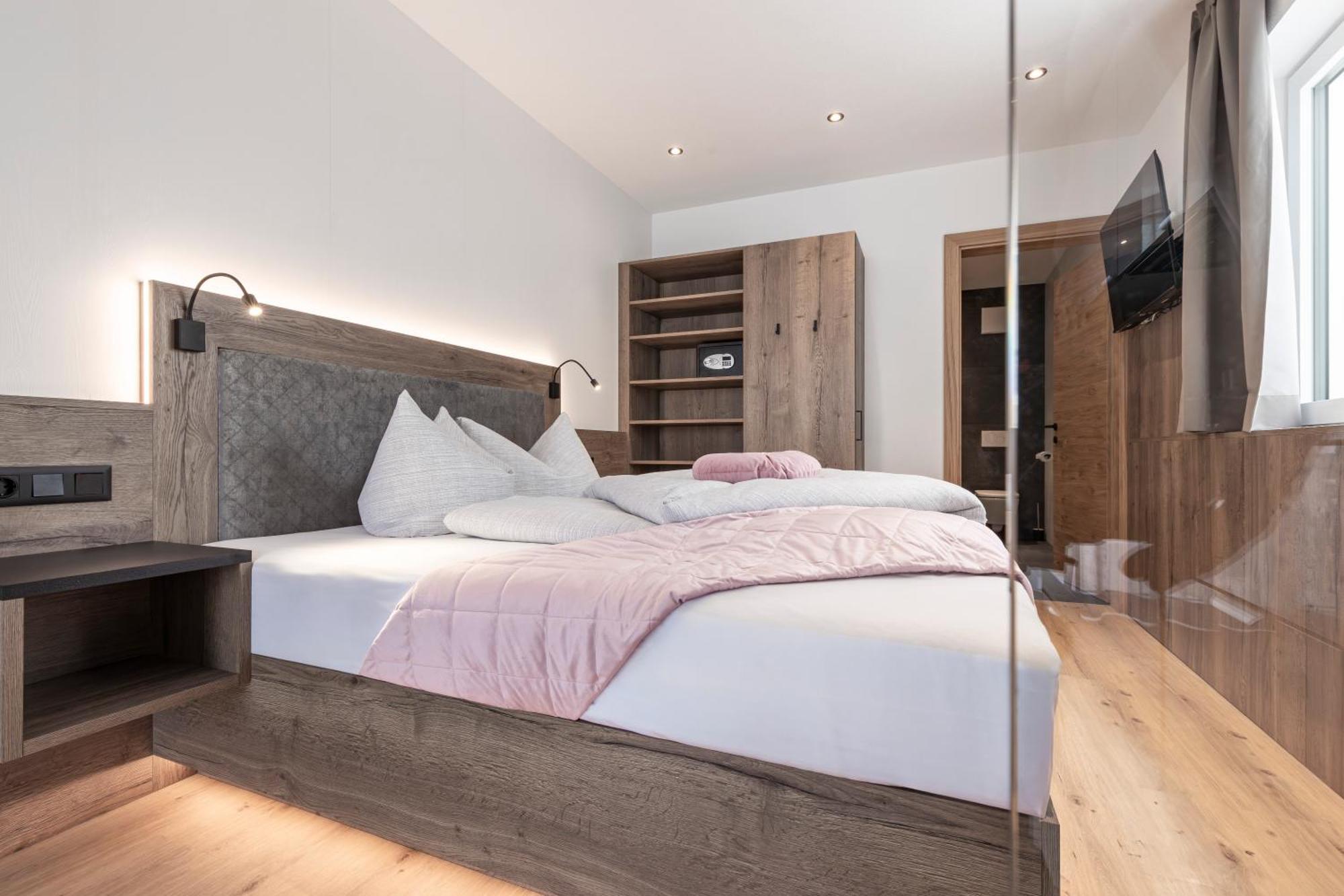 Bergmadl Apartments Neustift im Stubaital Eksteriør bilde